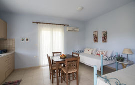 kika apartments sivota epirus 17