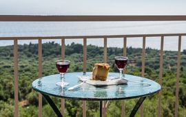 aloni studios apartments athani vasiliki lefkada apr no. 4, 2nd floor 10