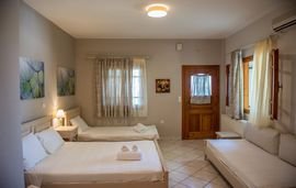 aloni studios apartments athani vasiliki lefkada studio no 1.8