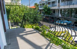 markos apartments nea potidea kassandra 4