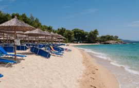 lagomandra beach sithonia