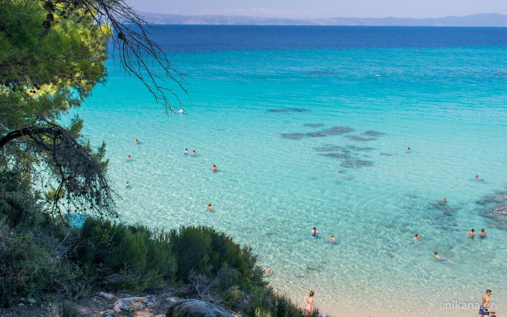 Mega Portokali plaža, bistra voda