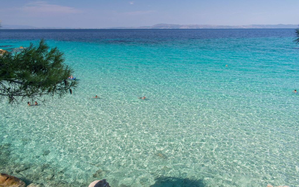 Mega Portokali plaža, Sarti, plivanje u bistroj vodi