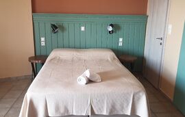 Anemelia Hotel Apartments, Vrahos, Epirus, 3 Bed Studio No.6, First Floor