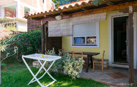 Anemelia Hotel Apartments, Vrahos, Epirus, 3 Bed Studio No. 1, Ground Floor