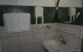 Anemelia Hotel Apartments, Vrahos, Epirus, 3 Bed Studio No. 2, Ground Floor