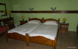 Anemelia Hotel Apartments, Vrahos, Epirus, 3 Bed Studio No. 2, Ground Floor