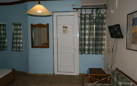 Anemelia Hotel Apartments, Vrahos, Epirus, 3 Bed Studio No. 4, Ground Floor