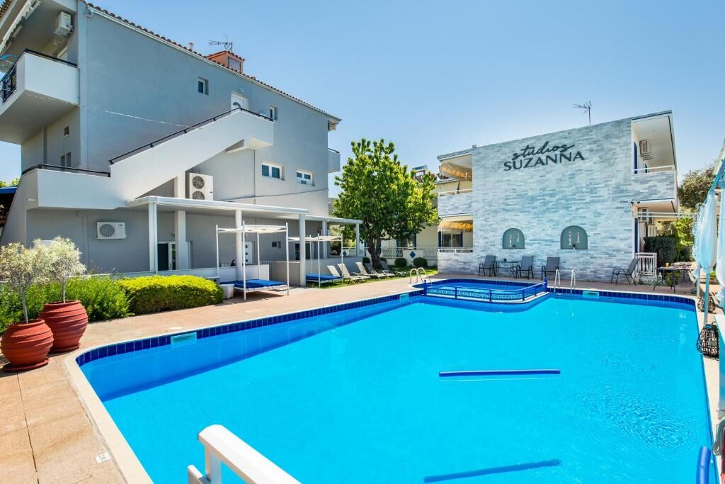 Suzana Studios, Potos, Thassos