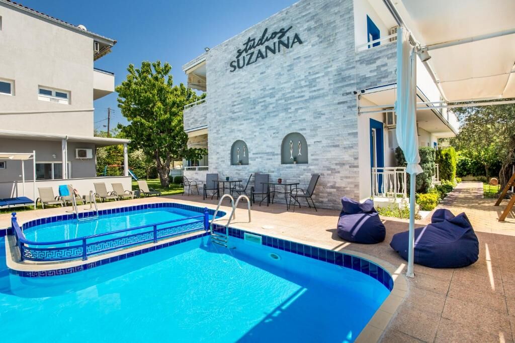 Suzana Studios, Potos, Thassos