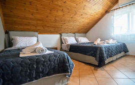 Afrodite Rooms, 6 bed