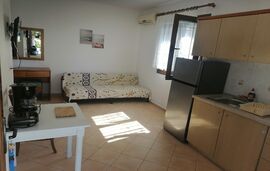 Porto Almira Apartments, Nikiti, Sithonia