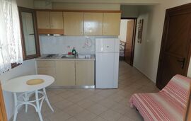 Porto Almira Apartments, Nikiti, Sithonia