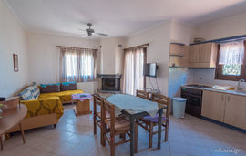 Porto Almira Apartments, Nikiti, Sithonia