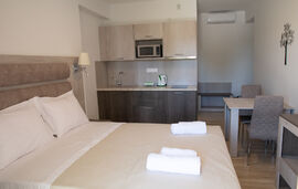 Aria Garden Suites, Nikiti, Sithonia