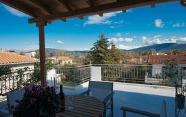 regalo apartments kariotes lefkada 3 bedroom apartment no. 8 second floor 2