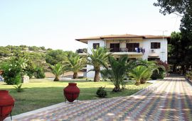 Daldogianni Despina   Evangelia Apartments, Ormos Panagias, Sithonia