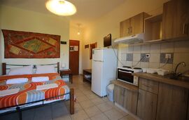 Daldogianni Despina   Evangelia Apartments, Ormos Panagias, Sithonia