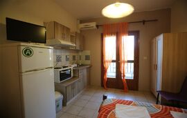 Daldogianni Despina   Evangelia Apartments, Ormos Panagias, Sithonia