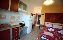 Daldogianni Despina   Evangelia Apartments, Ormos Panagias, Sithonia