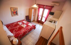 Daldogianni Despina   Evangelia Apartments, Ormos Panagias, Sithonia