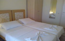 deres apartments hanioti kassandra 25