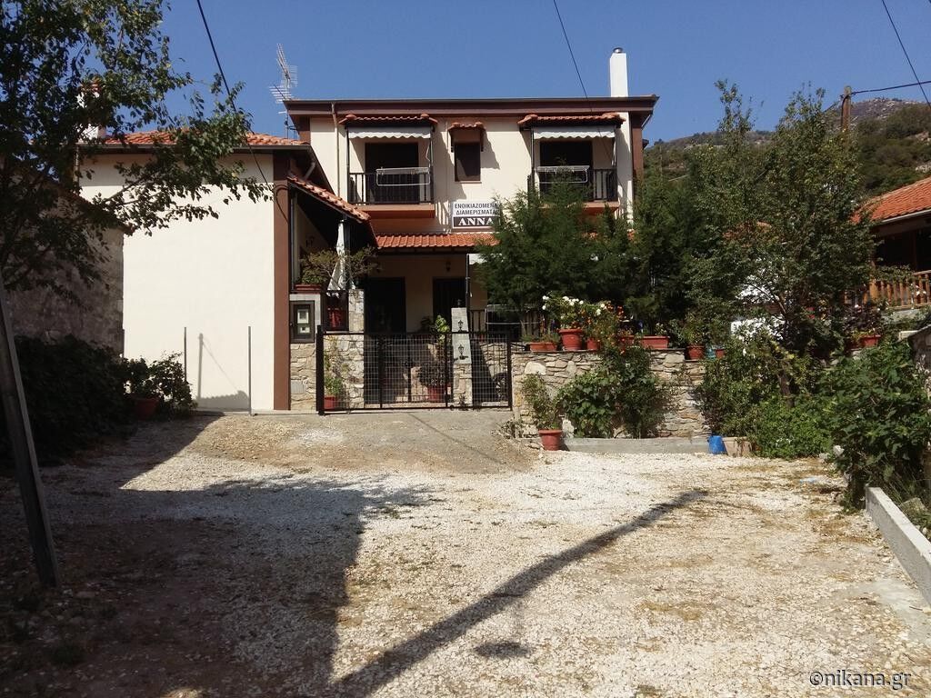 Anna Studios, Maries, Thassos