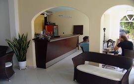 Haris Hotel Apartments, Vrahos, Epirus