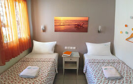 Haris Hotel Apartments, Vrahos, Epirus