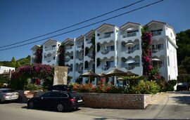 Haris Hotel Apartments, Vrahos, Epirus