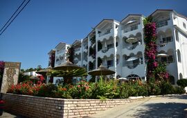 Haris Hotel Apartments, Vrahos, Epirus