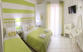 Haris Hotel Apartments, Vrahos, Epirus