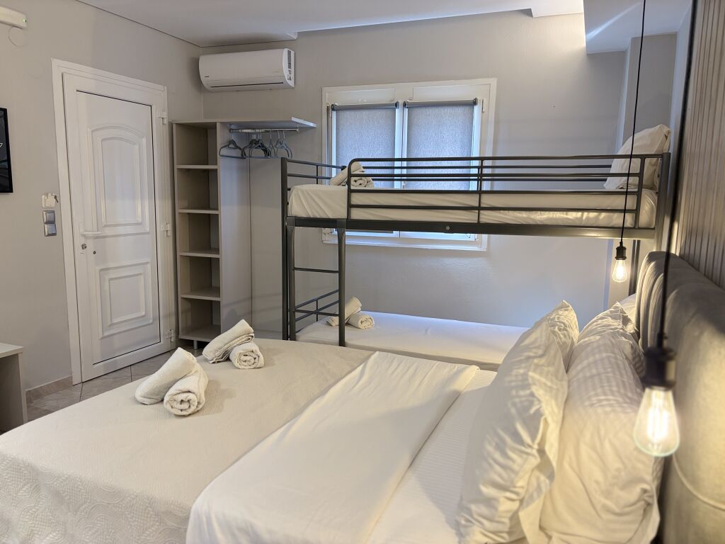 Magda Studios, Potos, Thassos, 4 Bed Studio