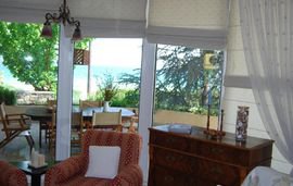 blue crystal villa nea iraklitsa kavala 8