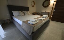 Maria Villa, Nea Skioni, Kassandra, 3 Bed Apartment, Renovated