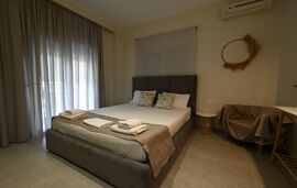 Maria Villa, Nea Skioni, Kassandra, 3 Bed Apartment, Renovated