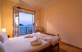 captain fotis villa vasiliki lefkada 10