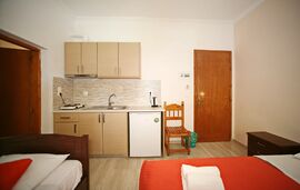 Thomas Studios&Apartments, Vasiliki, Lefkada, 3 Bed Studio, No.2