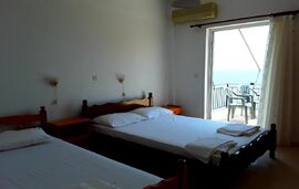 Tsoumas Rooms, Kastrosikia, Epirus, 3 Bed Apartment, Sea View