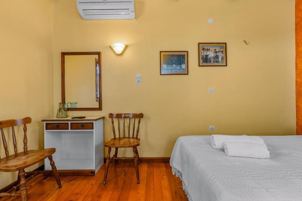 Aeolos Studios and Rooms, Tsoukalades, Lefkada