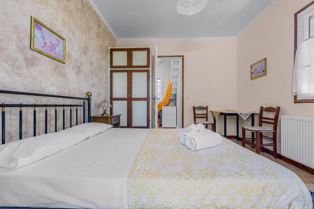 Aeolos Studios and Rooms, Tsoukalades, Lefkada