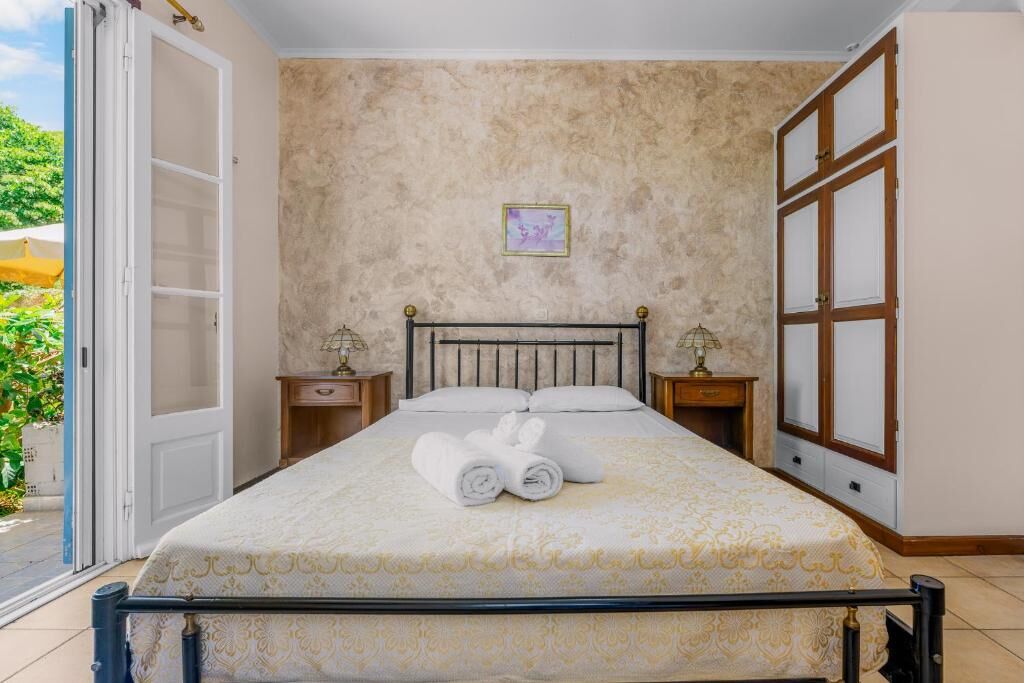 Aeolos Studios and Rooms, Tsoukalades, Lefkada