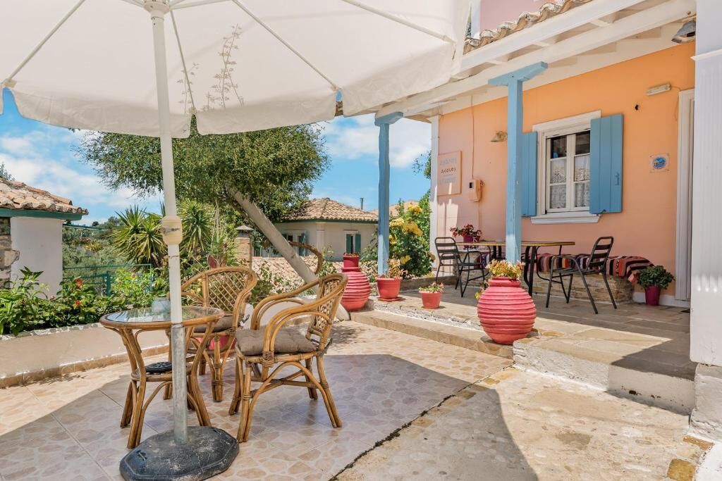 Aeolos Studios and Rooms, Tsoukalades, Lefkada