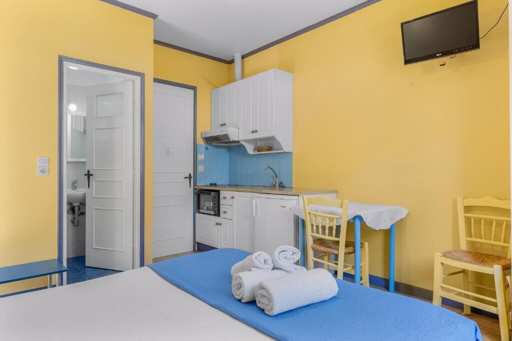 Aeolos Studios and Rooms, Tsoukalades, Lefkada