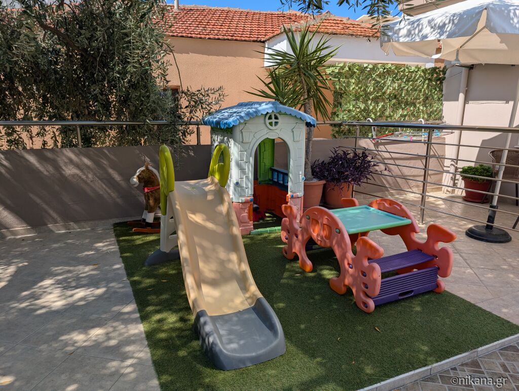 Venetia Studios, Potos, Thassos