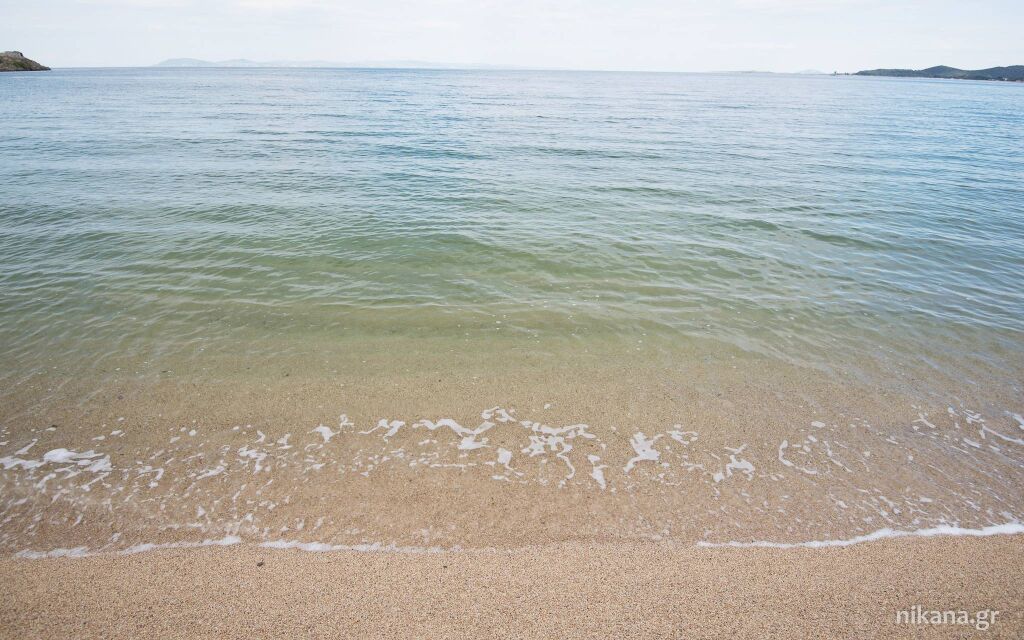 Gradska plaža u Toroniju, Toroni, Sithonia mirno i čisto more