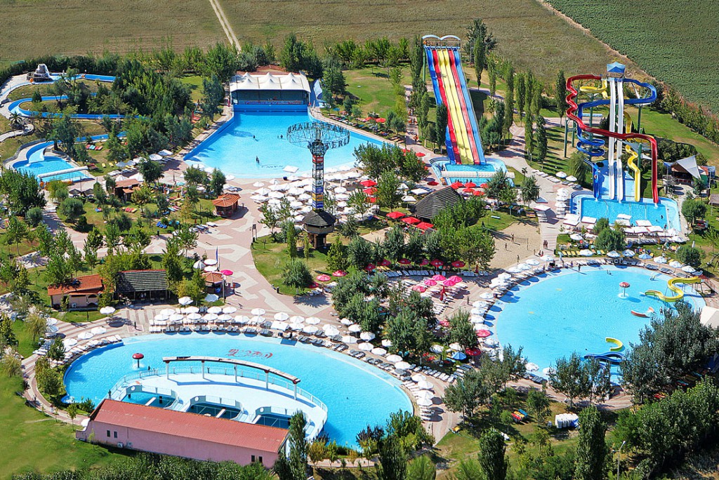 Waterland water park in Thessaloniki - Thessaloniki what to see| Nikana.gr