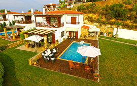 nutsford private pool villa elani kassandra 2