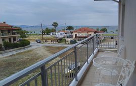bakas house apartments ierissos athos 2