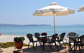 plaisir studio limenaria thassos cafe 4